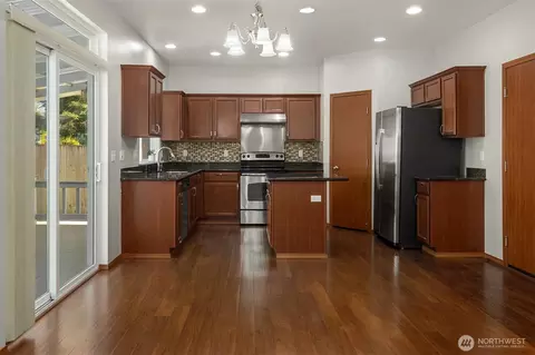 Kitchen - 8313 Upper Ridge Rd SE #2, Everett, WA 98203 photo 1 of 2