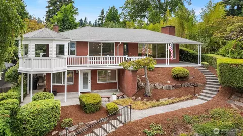 6635 57th Ave NE, Seattle, WA 98115