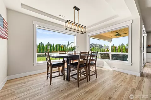 Dining - 2690 Wyrick Ct, Enumclaw, WA 98022 photo 2 of 2