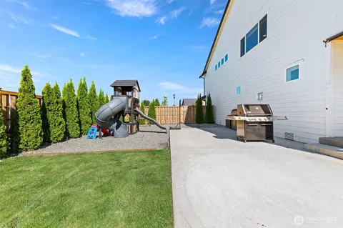 Exterior - 2690 Wyrick Ct, Enumclaw, WA 98022 photo 5 of 7
