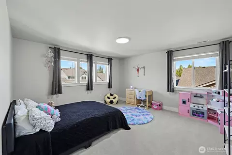 Bedroom - 2690 Wyrick Ct, Enumclaw, WA 98022 photo 3 of 4