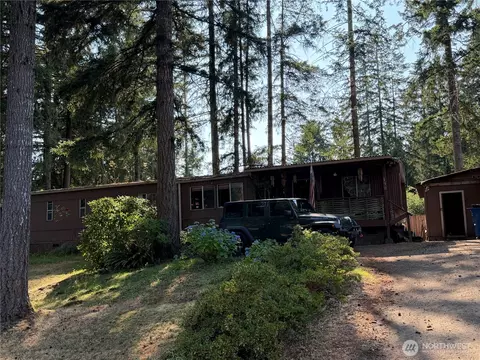 190 NE Caption Hook Dr, Belfair, WA 98528