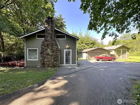 161 E Forest Dr, Belfair, WA 98528