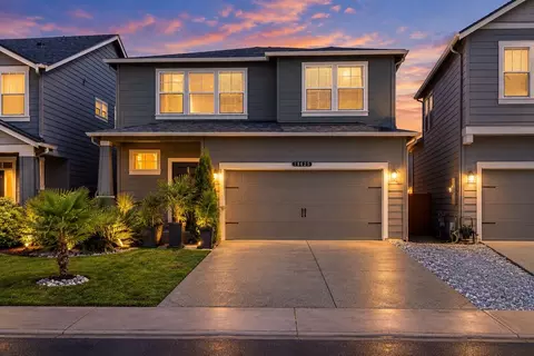 18625 110th Ave E, Puyallup, WA 98374