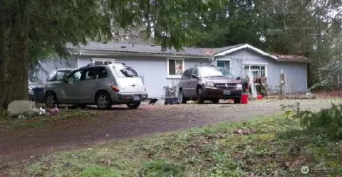 1619 Vine Maple Ln, Camano Island, WA 98282