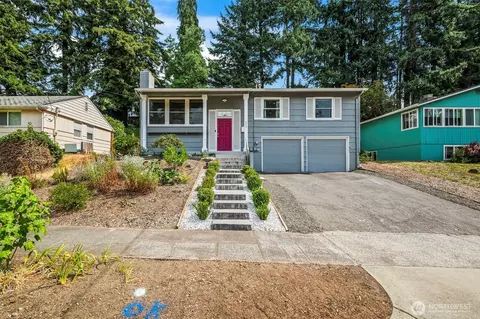 223 Del Monte Ave, Fircrest, WA 98466