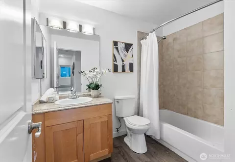 Bath - 3905 243rd Pl SE #M102, Bothell, WA 98021 photo 3 of 3