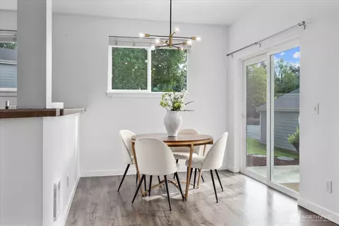 Dining - 3905 243rd Pl SE #M102, Bothell, WA 98021 photo 2 of 2