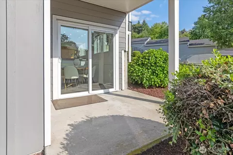 Exterior - 3905 243rd Pl SE #M102, Bothell, WA 98021 photo 5 of 11