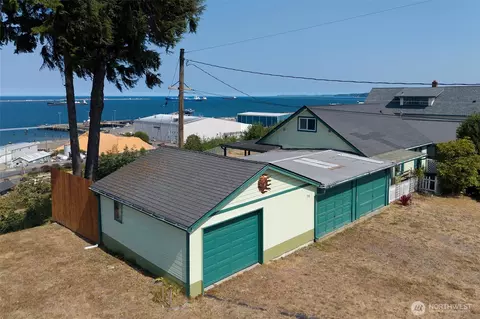 739 W Fourth St, Port Angeles, WA 98363