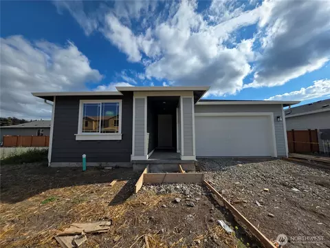 751 Holly Ave #71, Buckley, WA 98321