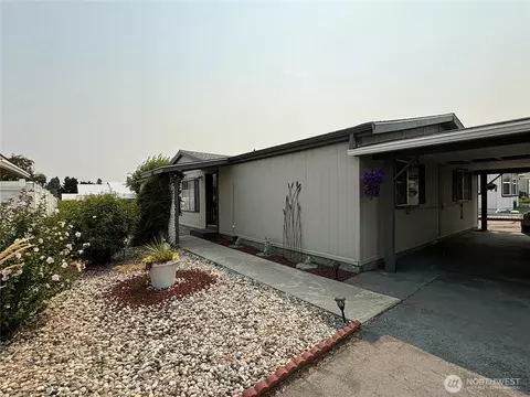 1137 Foothills Ln #19, Wenatchee, WA 98801