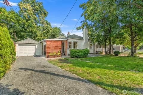 938 Washington St, Wenatchee, WA 98801