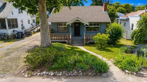 123 Riverfront Dr, Cashmere, WA 98815