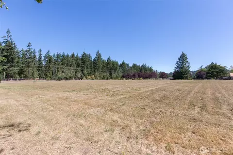Exterior - 31 Mcfarland Dr, Sequim, WA 98382 photo 7 of 8