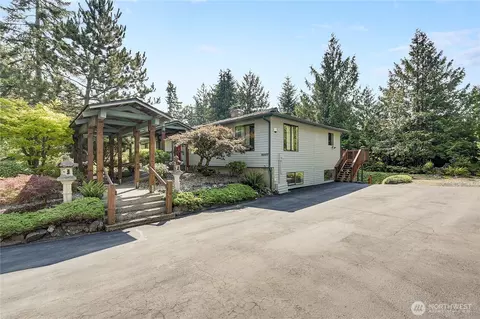 2357 Mountain View Dr SE, Port Orchard, WA 98366