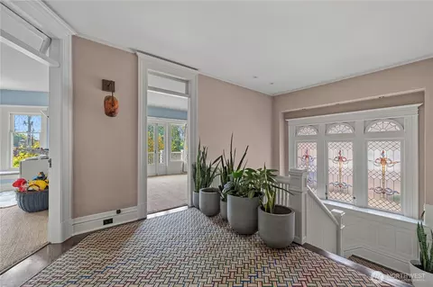 Entry Way - 1108 Harvard Ave E, Seattle, WA 98102 photo 8 of 8