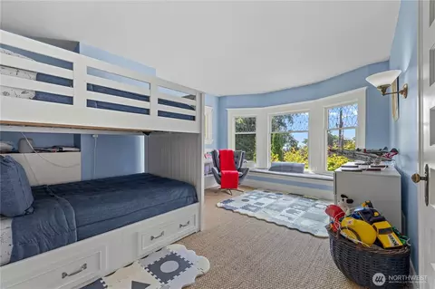 Bedroom - 1108 Harvard Ave E, Seattle, WA 98102 photo 2 of 2