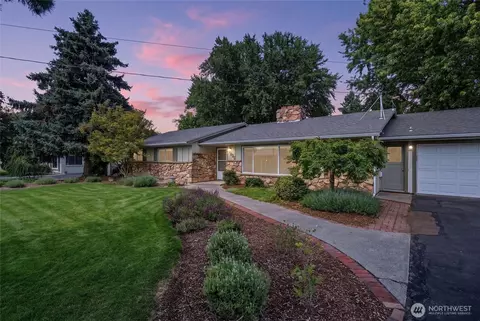 1837 Pike Pl, Walla Walla, WA 99362