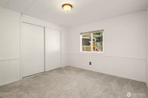 Bedroom - 2228 Anadoll Ave, Enumclaw, WA 98022 photo 3 of 4