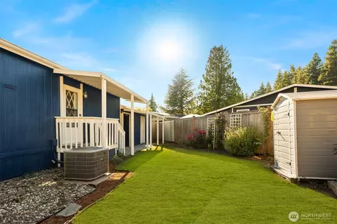 Exterior - 2228 Anadoll Ave, Enumclaw, WA 98022 photo 4 of 8