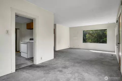 Living - 16508 104th Ave NE, Bothell, WA 98011 photo 3 of 3