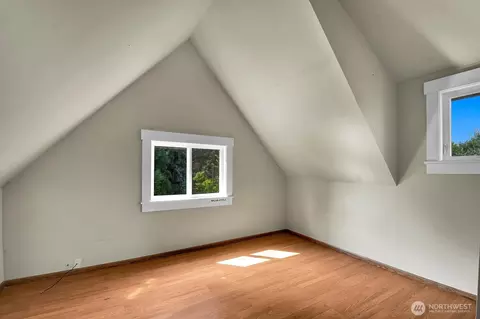 Bedroom - 16508 104th Ave NE, Bothell, WA 98011 photo 3 of 3