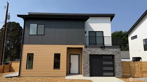 510 SW 137th St, Burien, WA 98166