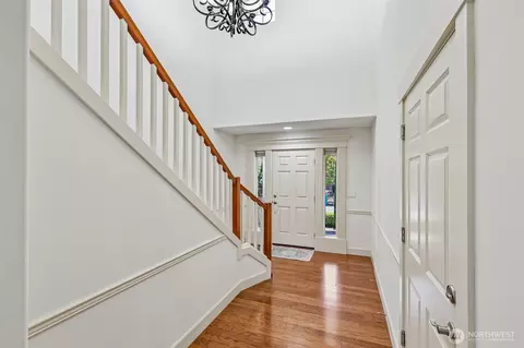 Entry Way - 603 194th Pl SE, Bothell, WA 98012 photo 2 of 3