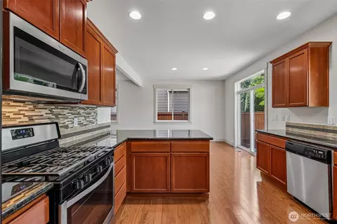 Kitchen - 603 194th Pl SE, Bothell, WA 98012 photo 1 of 2