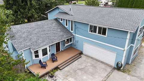 18011 Mclean Rd, Mount Vernon, WA 98273