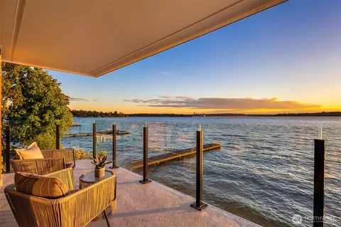 6225 Lake Washington Blvd NE #209, Kirkland, WA 98033