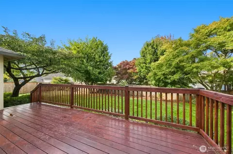 Exterior - 2533 NW 45th Ave, Camas, WA 98607 photo 6 of 8
