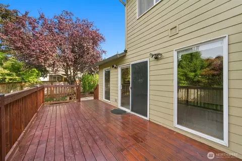 Exterior - 2533 NW 45th Ave, Camas, WA 98607 photo 7 of 8