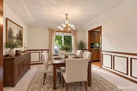 Dining - 2533 NW 45th Ave, Camas, WA 98607 photo 1 of 1