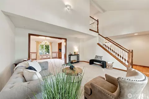 Living - 2533 NW 45th Ave, Camas, WA 98607 photo 4 of 6