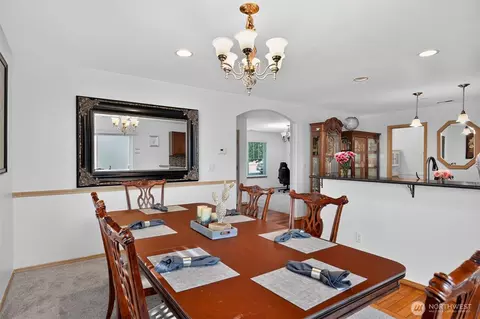 Dining - 3908 153rd Pl SE, Bothell, WA 98012 photo 1 of 3
