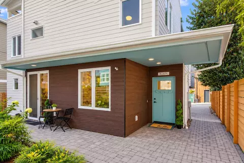 8047 14th Ave NW #A, Seattle, WA 98117