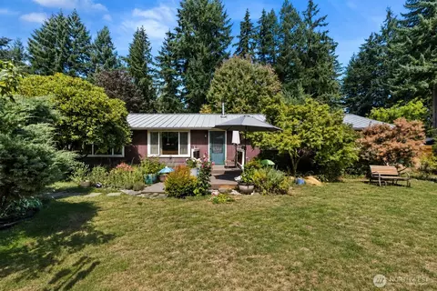 17642 Irwin St SW, Rochester, WA 98579