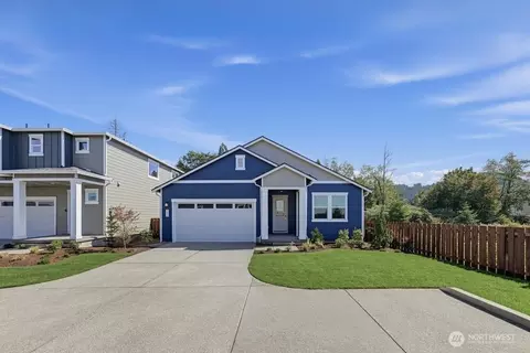 Exterior - 601 Barquist Ln N, Enumclaw, WA 98022 photo 4 of 5