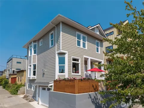2216 E Fir St, Seattle, WA 98122