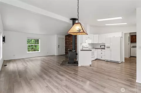 Living - 19706 215th St E, Orting, WA 98360 photo 5 of 5