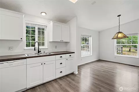 Kitchen - 19706 215th St E, Orting, WA 98360 photo 3 of 4