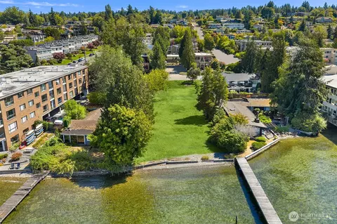 6211 Lake Washington Blvd NE, Kirkland, WA 98033