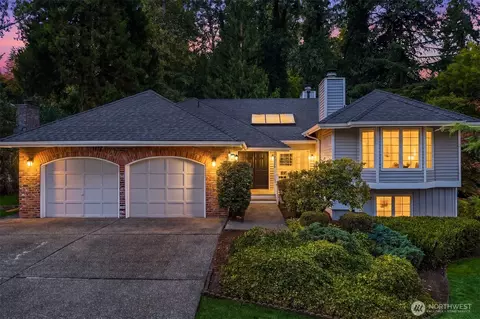 2225 179th Ave NE, Redmond, WA 98052