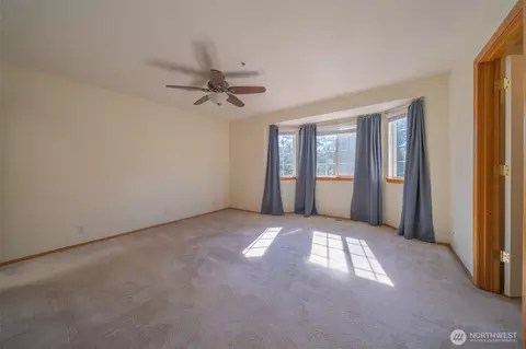 Bedroom - 19503 22nd Ave SE #2, Bothell, WA 98012 photo 1 of 4