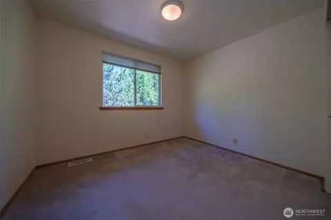 Bedroom - 19503 22nd Ave SE #2, Bothell, WA 98012 photo 3 of 4