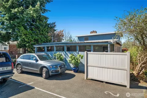 318 3rd Ave S, Edmonds, WA 98026
