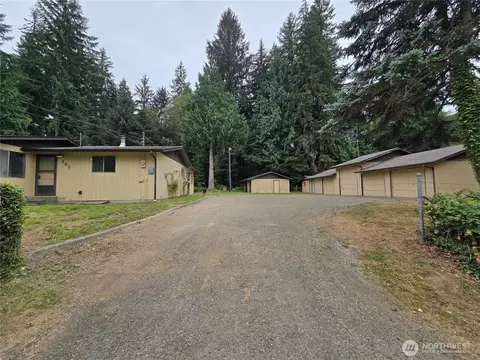 162 S Bank Rd, Elma, WA 98541