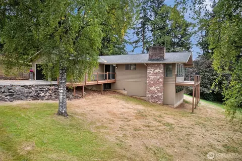 48 Clover St, Cathlamet, WA 98612
